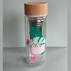 Pusheen Glass bottle with Tea Infuser New!